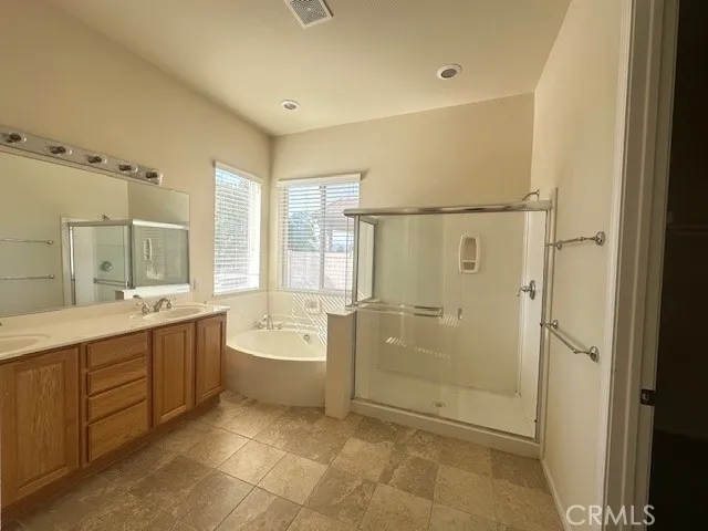 19721 Chicory Court, Apple Valley, California 92308 home-pic-19