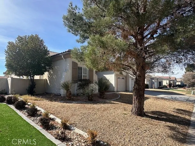 19721 Chicory Court, Apple Valley, California 92308 home-pic-4
