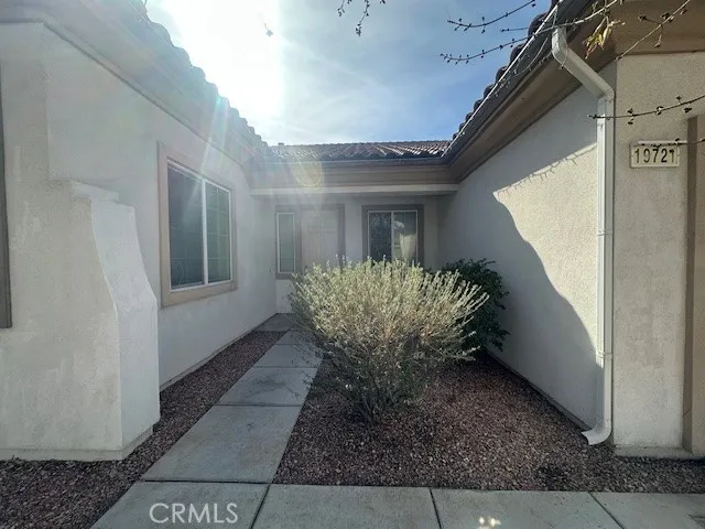 19721 Chicory Court, Apple Valley, California 92308 home-pic-3