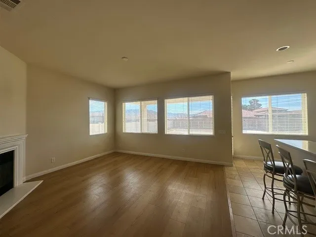 19721 Chicory Court, Apple Valley, California 92308 home-pic-12