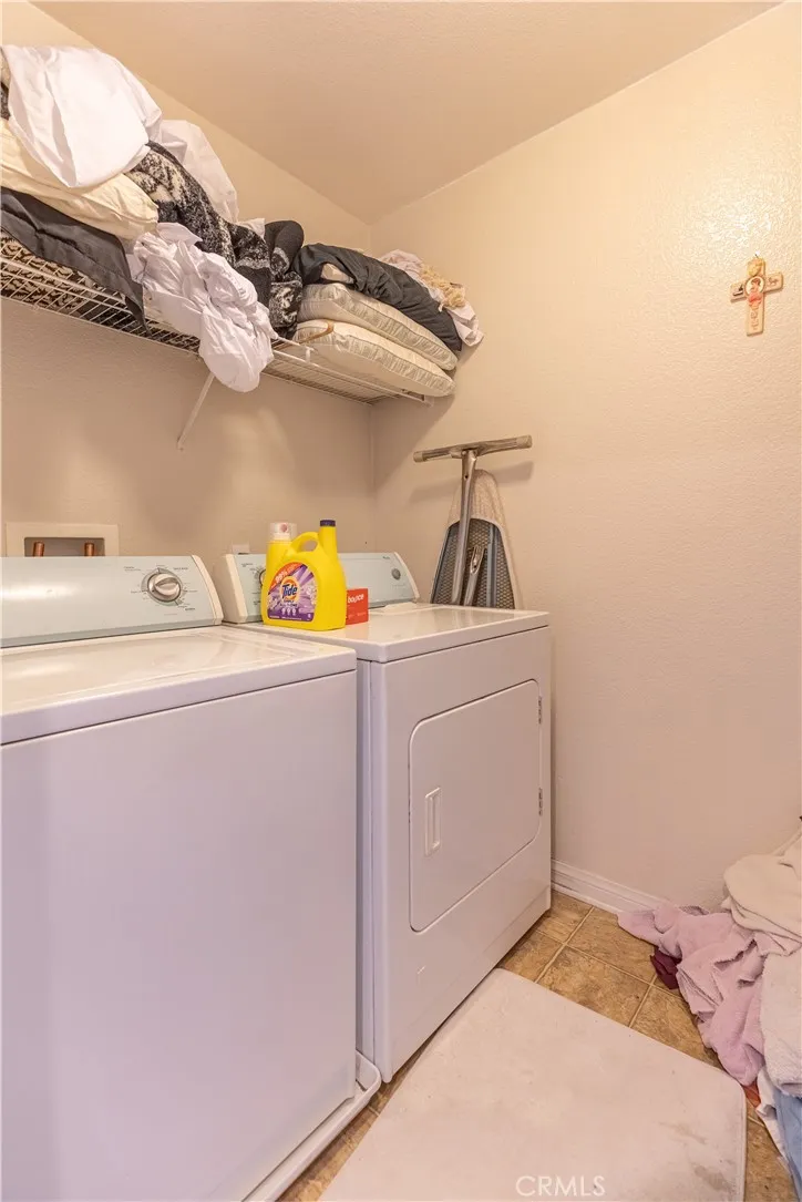 9131 Santa Barbara Drive, Riverside, California 92508 home-pic-20