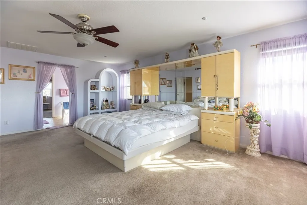 9131 Santa Barbara Drive, Riverside, California 92508 home-pic-12