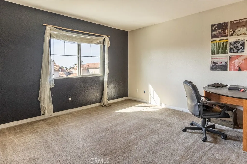 9131 Santa Barbara Drive, Riverside, California 92508 home-pic-13