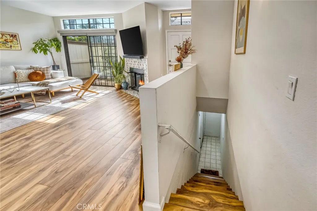 4374 Ventura Canyon 6, Sherman Oaks, California 91423 home-pic-22
