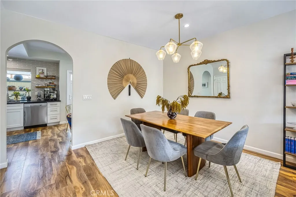 4374 Ventura Canyon 6, Sherman Oaks, California 91423 home-pic-5