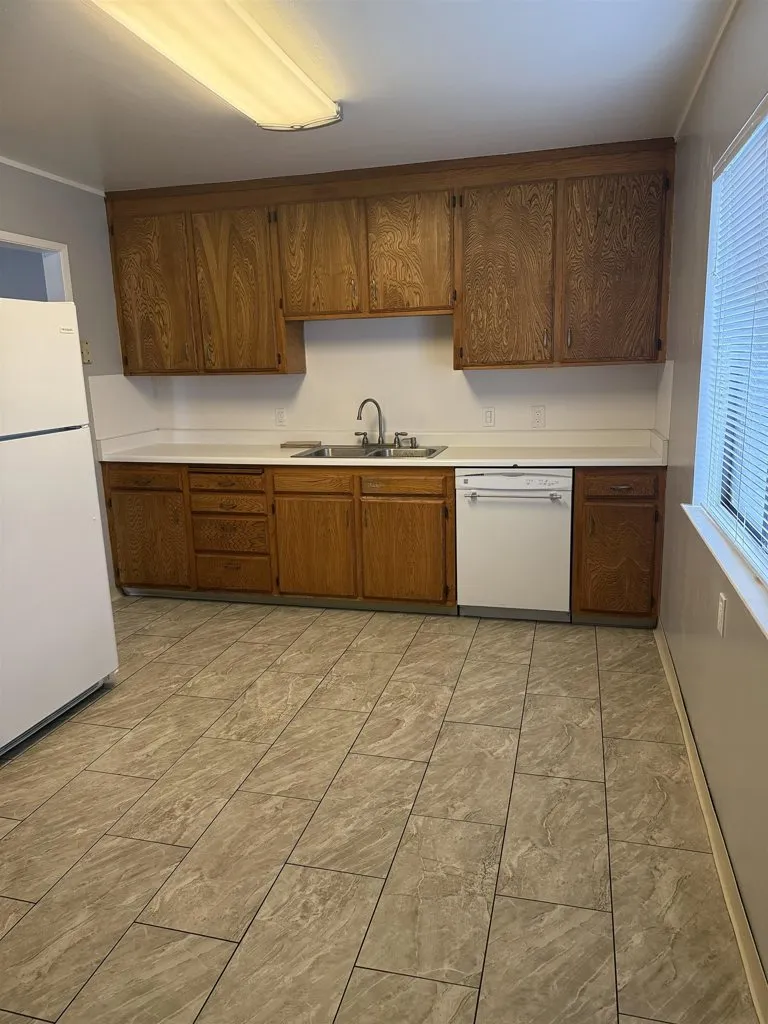 2144 2144 Alvarado St, San Leandro, California 94577 home-pic-3