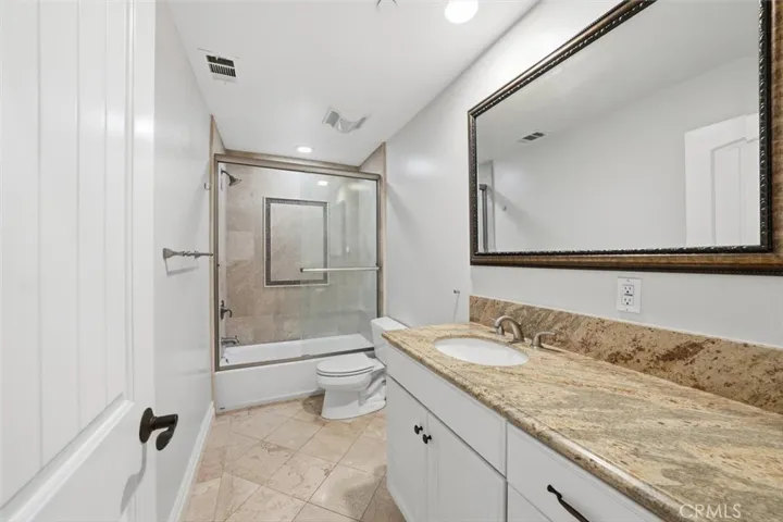 Downstairs guest bathroom