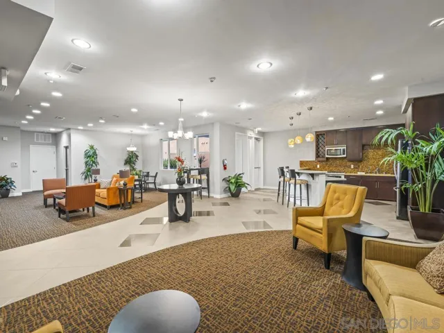 Community Clubhouse + Lounge