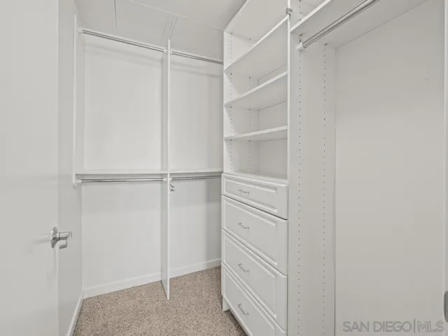 Walk-in Closet