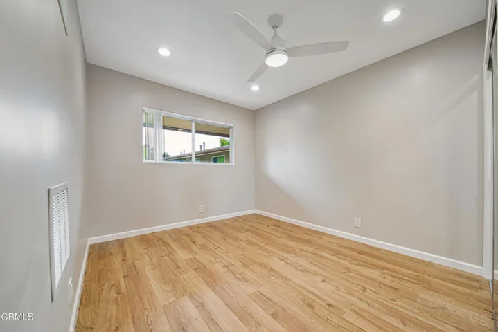 Mountain bedroom 1 top floor