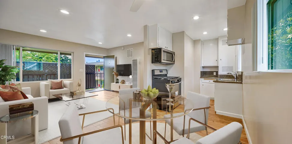 720 MOUNTAIN Living room 2 top floor