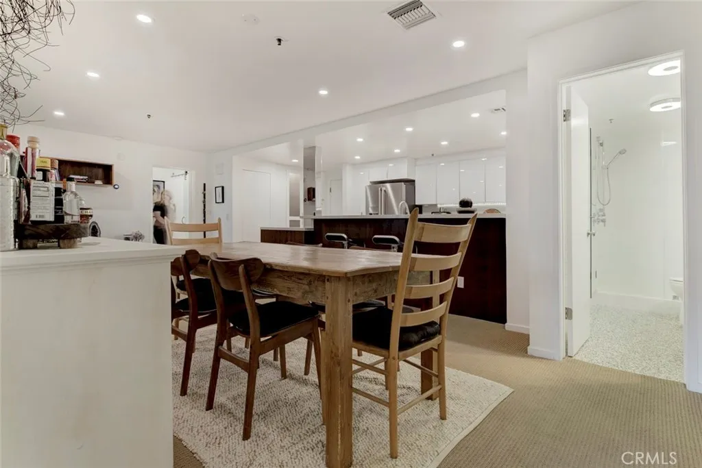 880 W 1st 401, Los Angeles, California 90012 home-pic-22