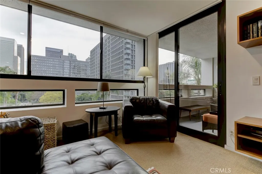 880 W 1st 401, Los Angeles, California 90012 home-pic-11