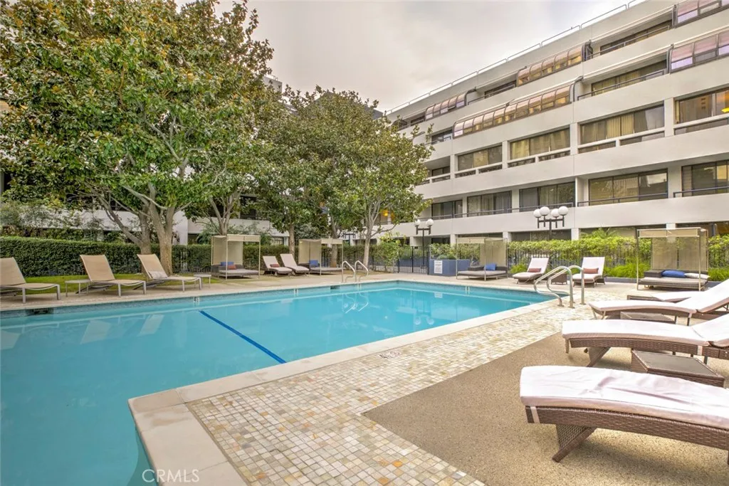 880 W 1st 401, Los Angeles, California 90012 home-pic-47