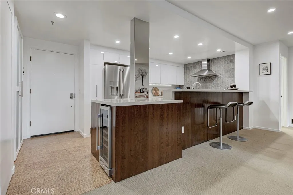 880 W 1st 401, Los Angeles, California 90012 home-pic-24