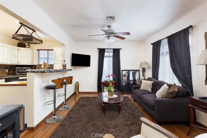 5851 Premiere Avenue, Lakewood, California 90712