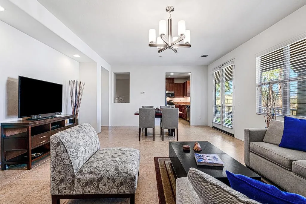 236 Paseo Gregario, Palm Desert, California 92211 home-pic-9