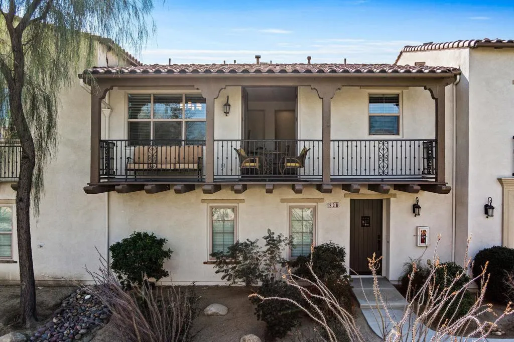 236 Paseo Gregario, Palm Desert, California 92211 home-pic-2