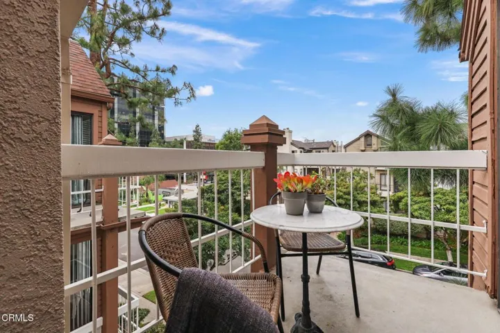 25-web-or-mls-436 E Palm Ave 301_MEDIA36