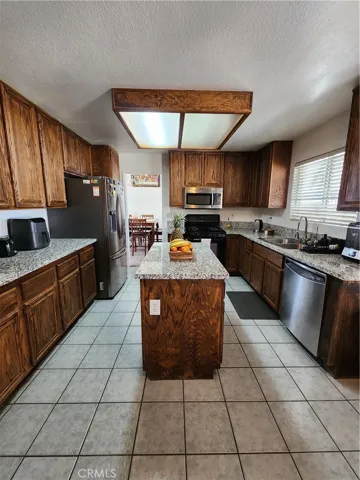 17068 Jurassic, Victorville, California 92394