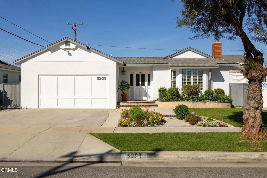 5209 Knoxville Avenue, Lakewood, California 90713 home-pic-2