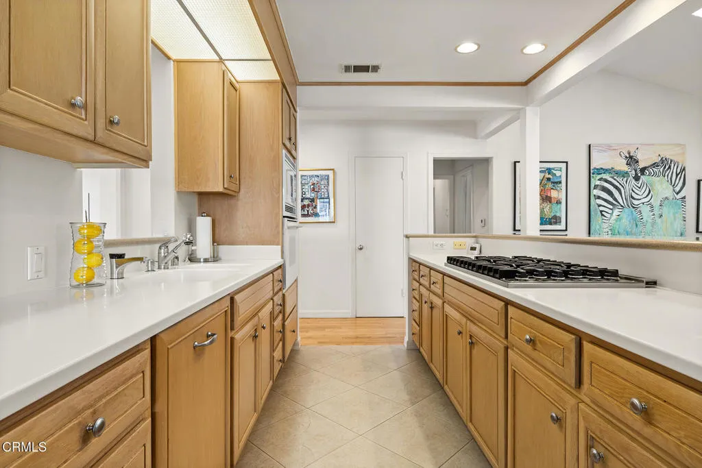 5209 Knoxville Avenue, Lakewood, California 90713 home-pic-11