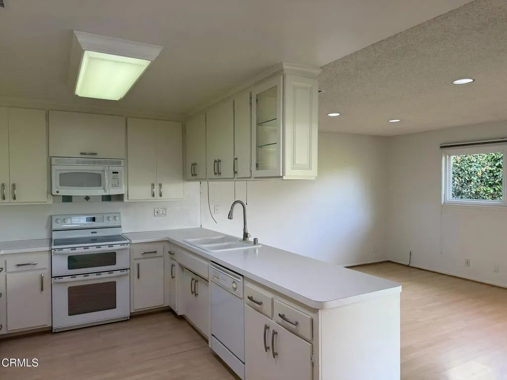 257 E Garden Green, Port Hueneme, California 93041 home-pic-9