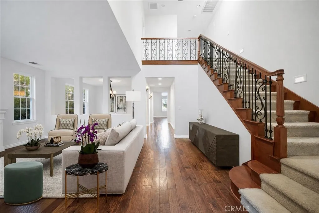 26846 Pine Hollow Court, Valencia, California 91381 home-pic-37