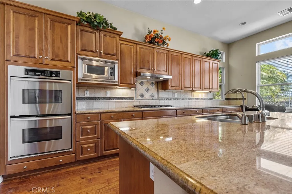 26846 Pine Hollow Court, Valencia, California 91381 home-pic-14