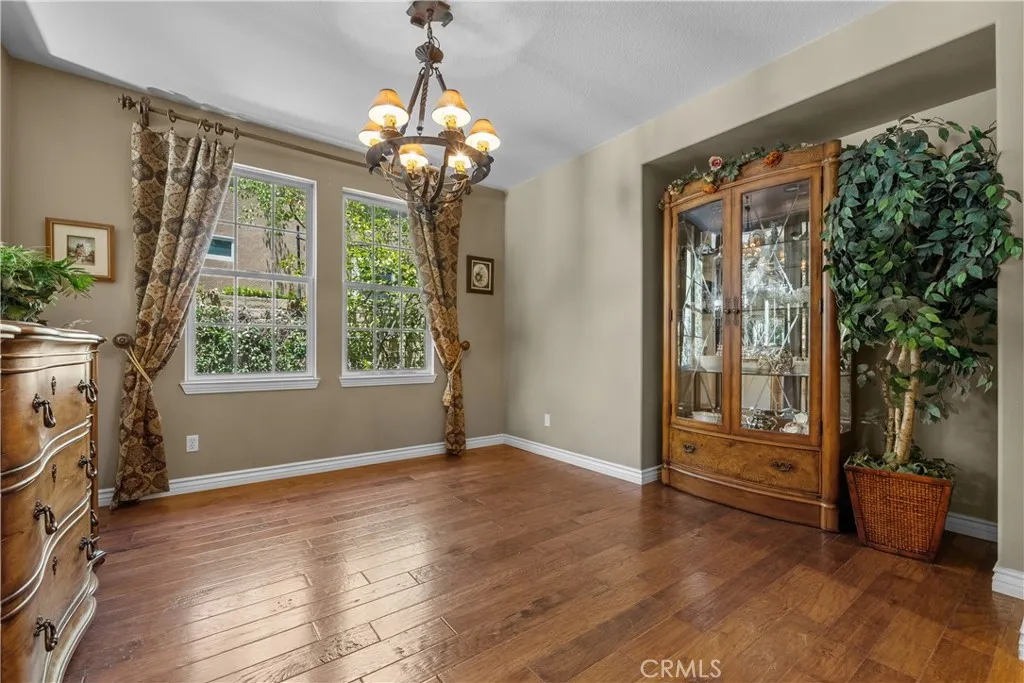 26846 Pine Hollow Court, Valencia, California 91381 home-pic-9