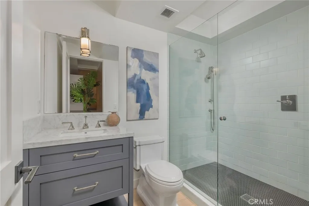 2407 Manhattan Ave, Manhattan Beach, California 90266 home-pic-43