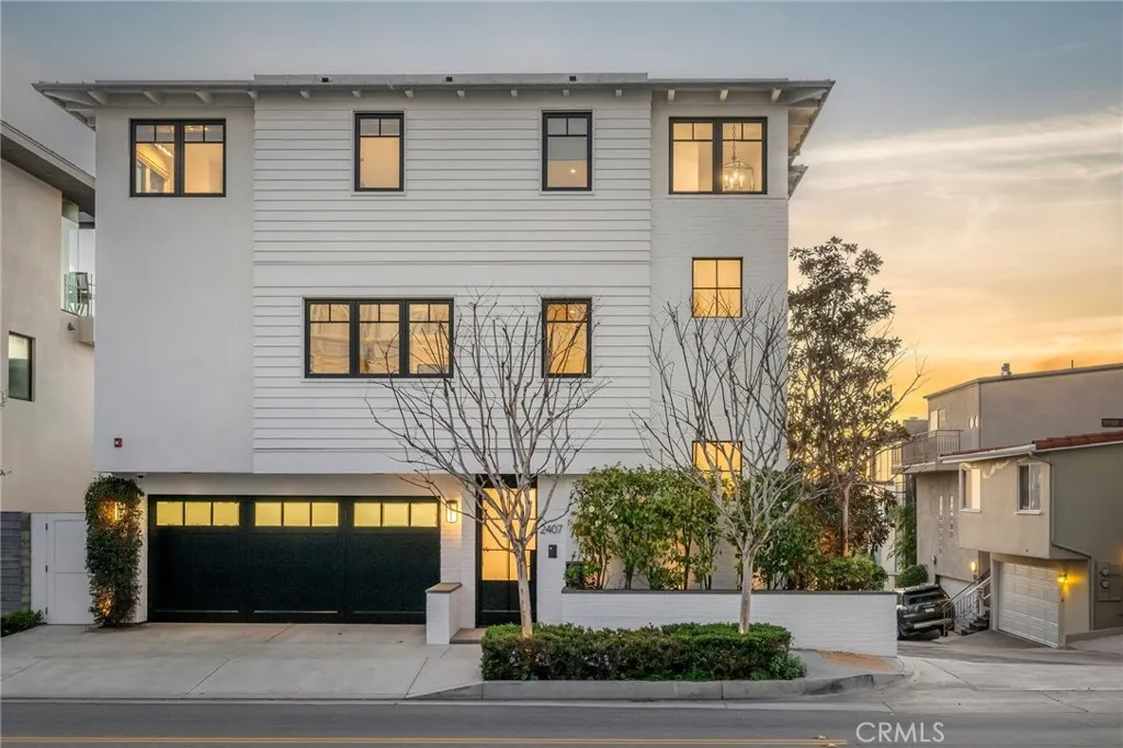 2407 Manhattan Ave, Manhattan Beach, California 90266 home-pic-1