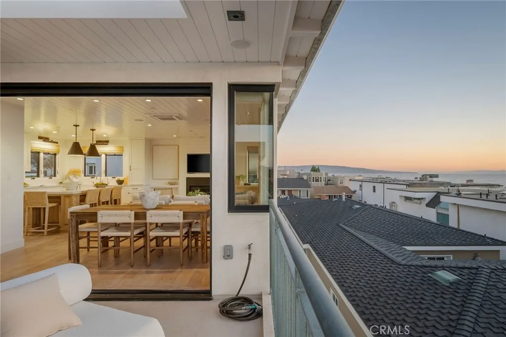 2407 Manhattan Ave, Manhattan Beach, California 90266 home-pic-48