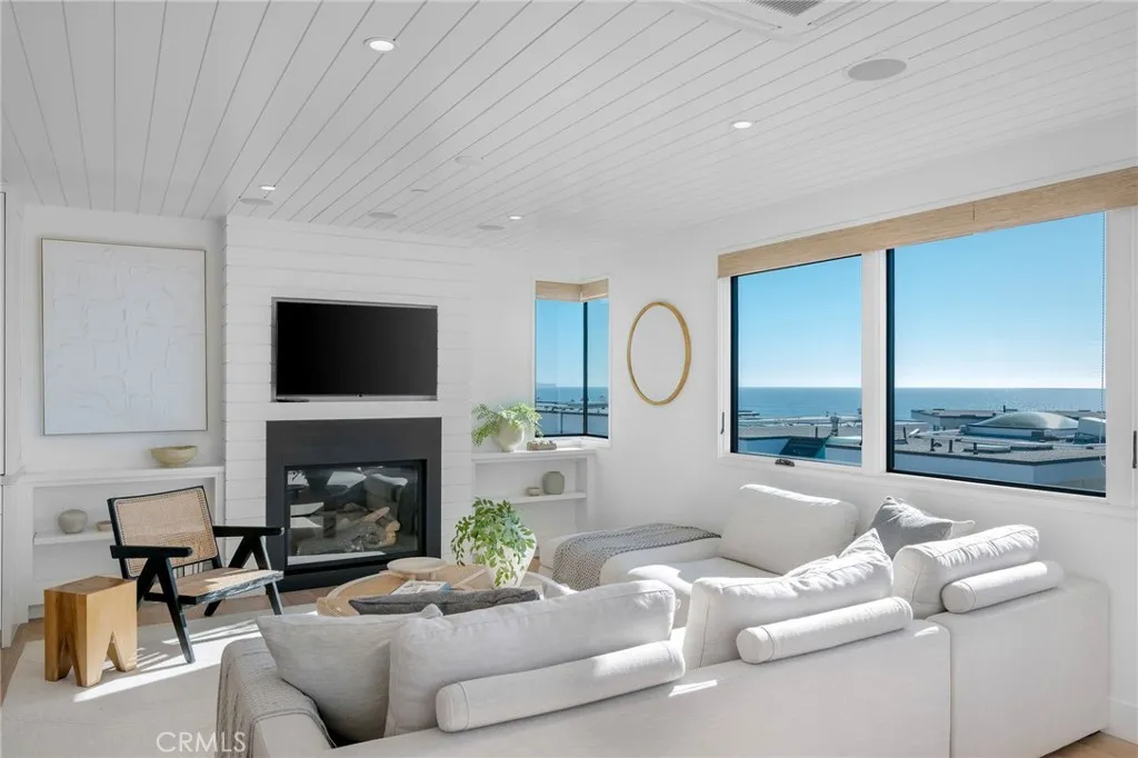 2407 Manhattan Ave, Manhattan Beach, California 90266 home-pic-11
