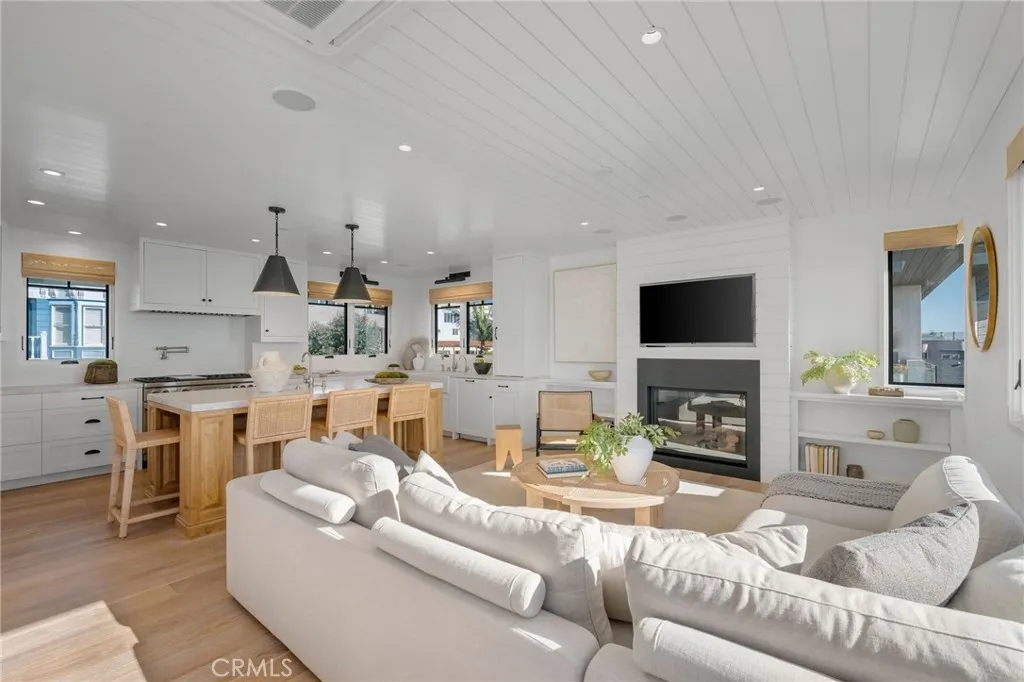 2407 Manhattan Ave, Manhattan Beach, California 90266 home-pic-10