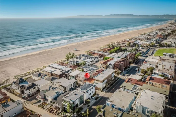 2407 Manhattan Ave, Manhattan Beach, California 90266