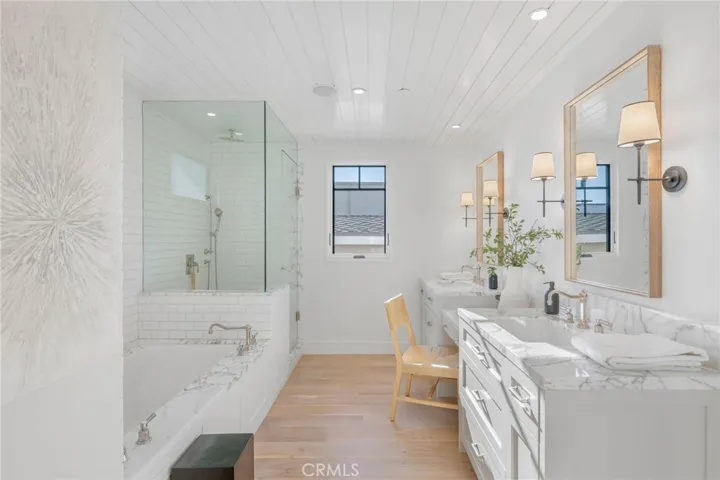 2407 Manhattan Ave, Manhattan Beach, California 90266
