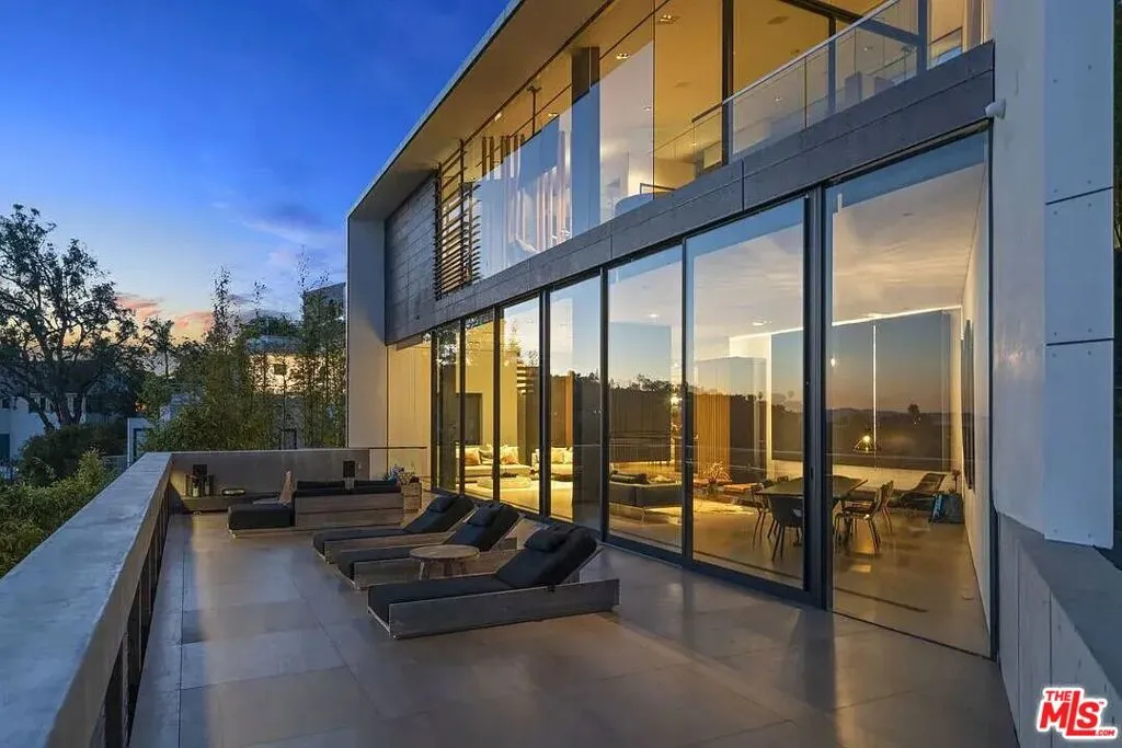 8790 Appian Way, Los Angeles, California 90046 home-pic-36