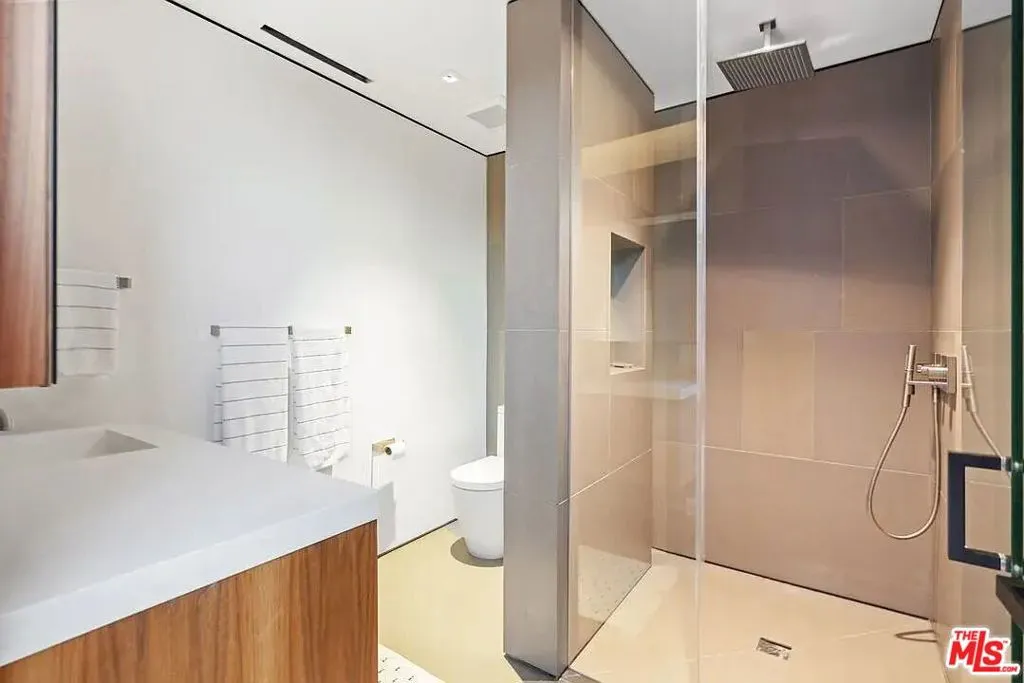 8790 Appian Way, Los Angeles, California 90046 home-pic-27