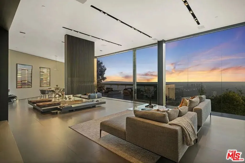 8790 Appian Way, Los Angeles, California 90046 home-pic-1