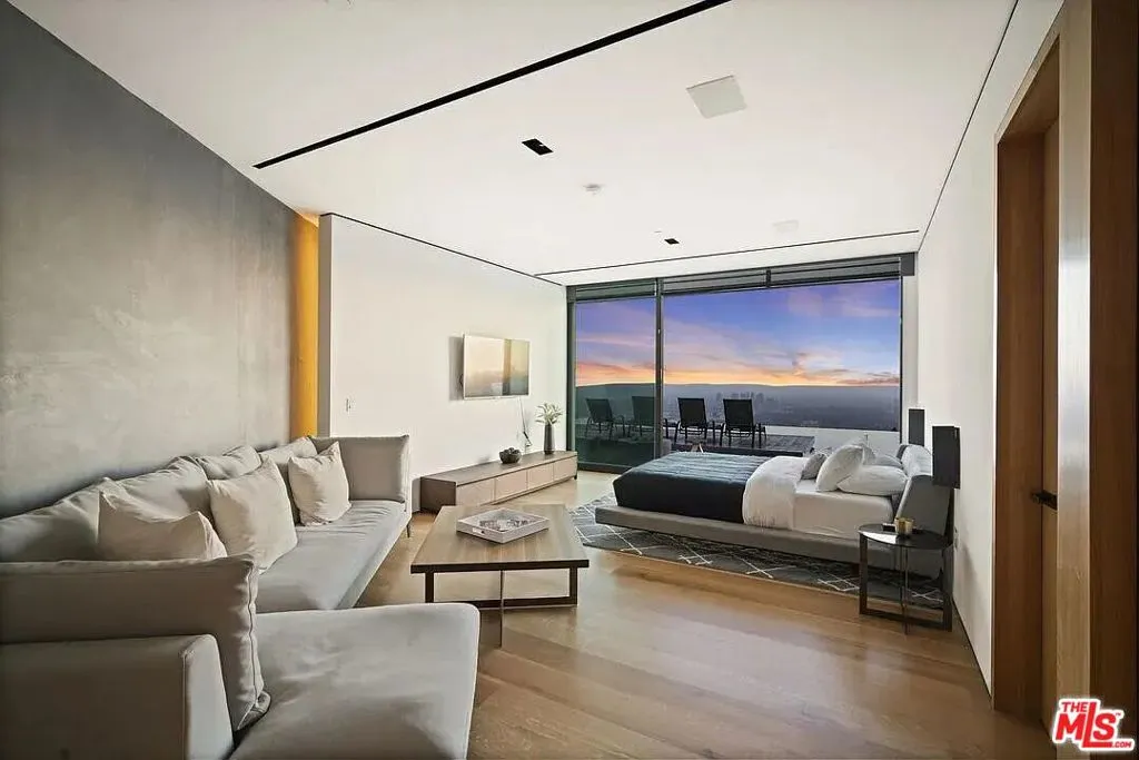 8790 Appian Way, Los Angeles, California 90046 home-pic-23