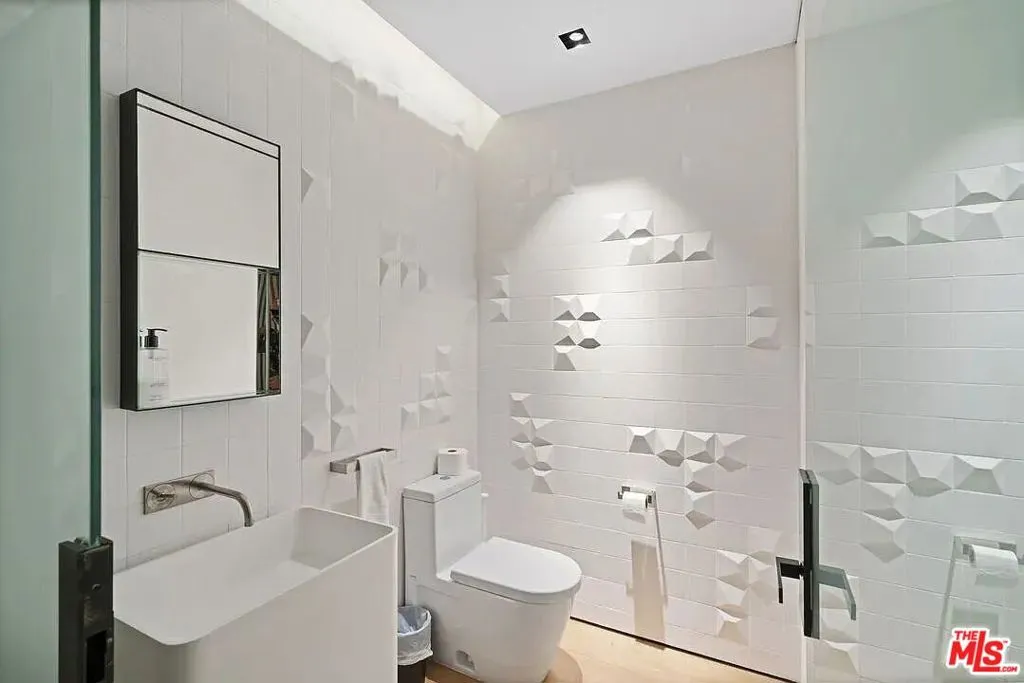 8790 Appian Way, Los Angeles, California 90046 home-pic-30