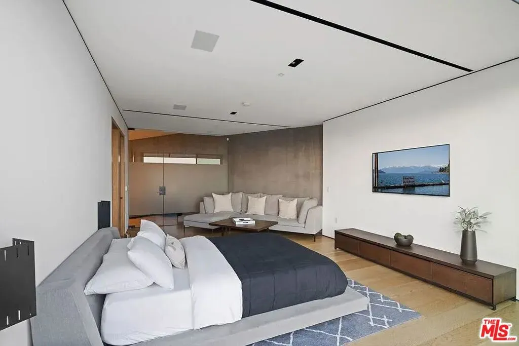 8790 Appian Way, Los Angeles, California 90046 home-pic-24