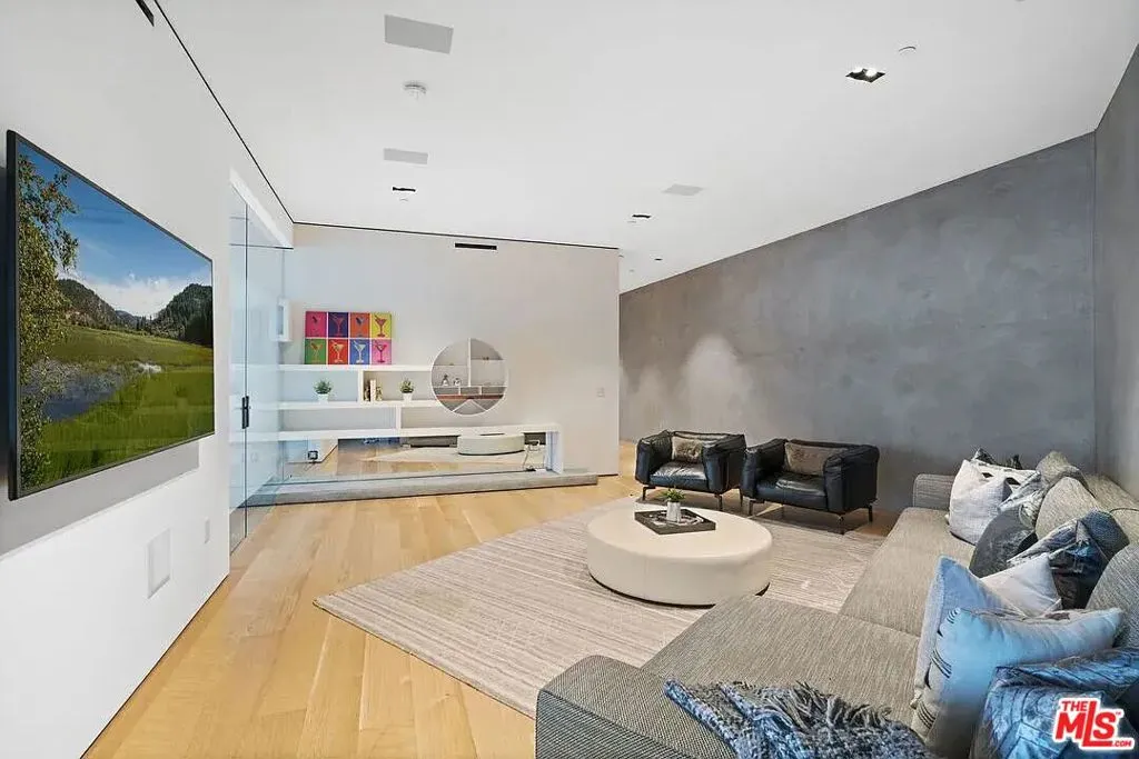 8790 Appian Way, Los Angeles, California 90046 home-pic-15
