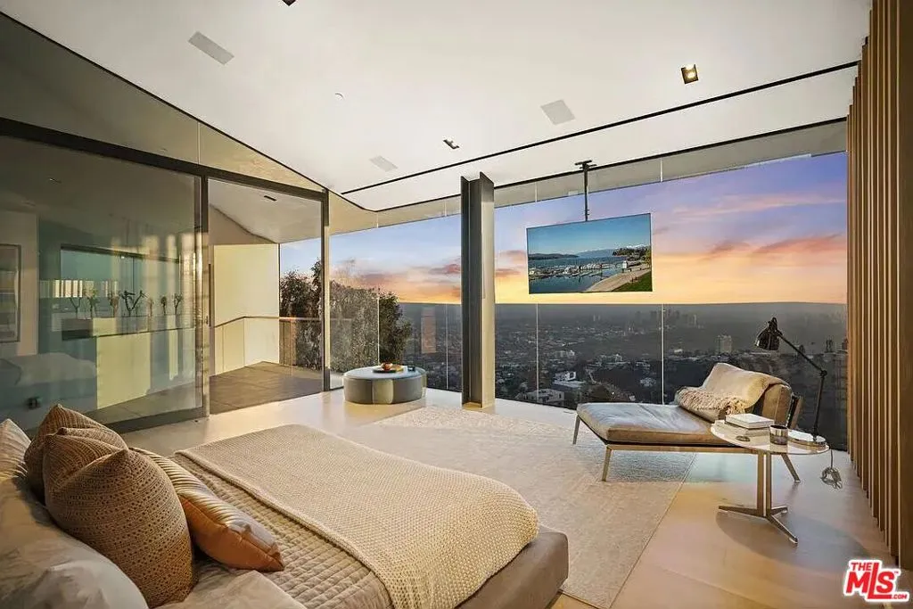 8790 Appian Way, Los Angeles, California 90046 home-pic-20