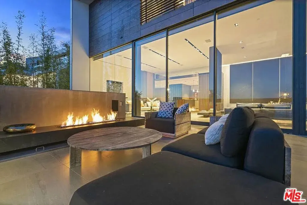 8790 Appian Way, Los Angeles, California 90046 home-pic-35