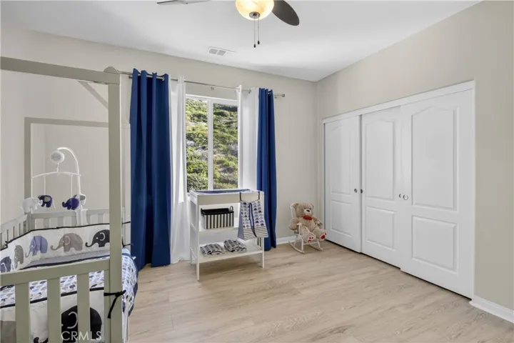 15614 Nahin, Canyon Country, California 91387
