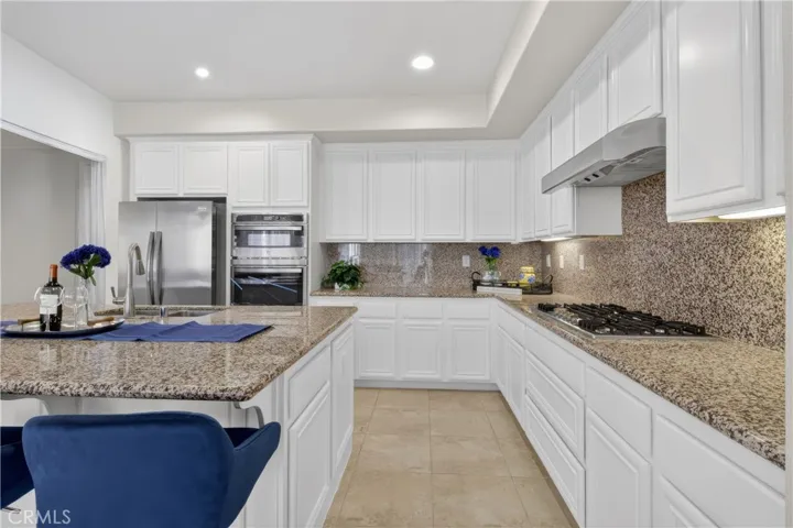 15614 Nahin, Canyon Country, California 91387