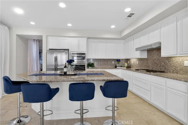 15614 Nahin, Canyon Country, California 91387