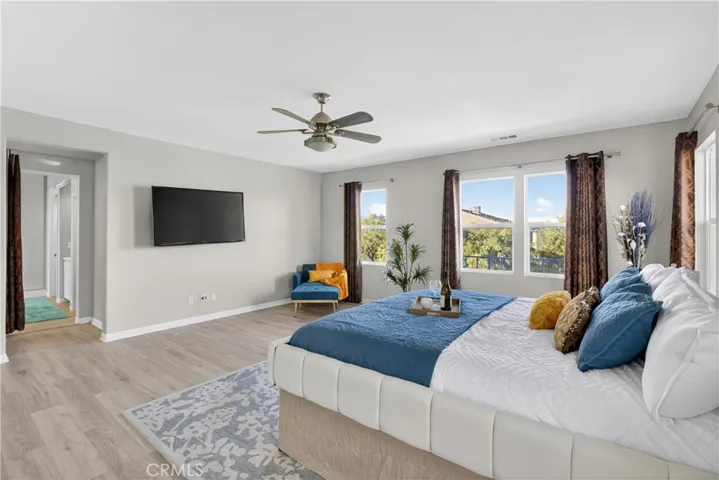 15614 Nahin, Canyon Country, California 91387